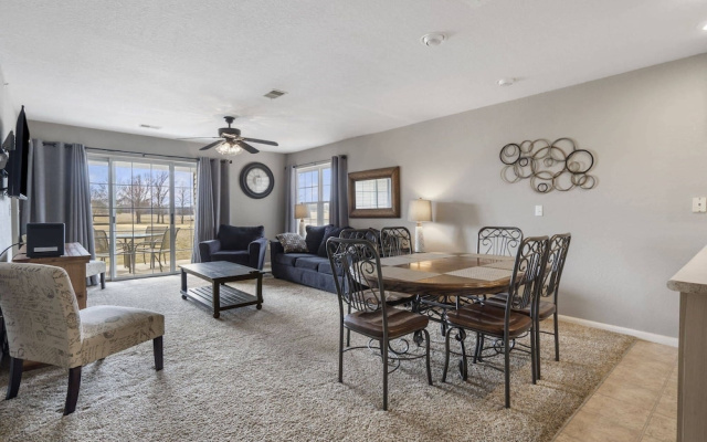 Golf View Escape - Holiday Hills Branson - Golf - Outdoor Pools