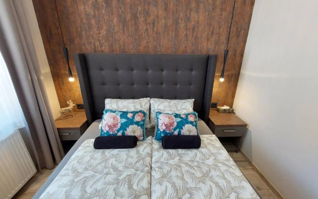 Silver Dawn Apartments