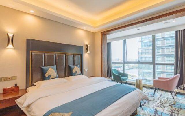 Lanwan Holiday Hotel(NanjingBaijiahu)