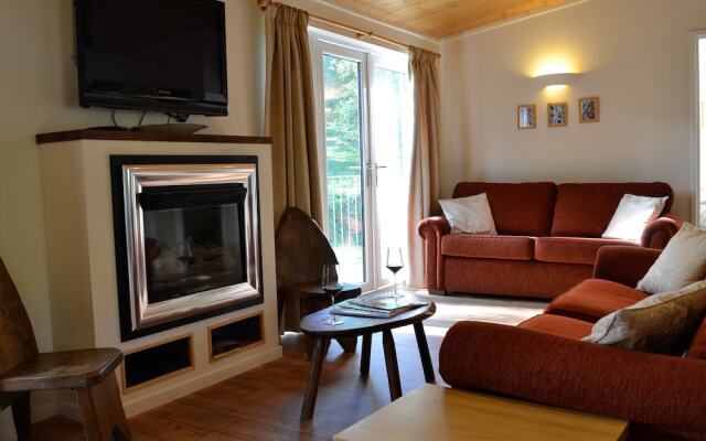 Woodpecker Lodge