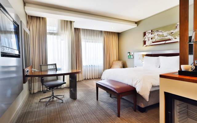 Holiday Inn Johannesburg - Rosebank by IHG