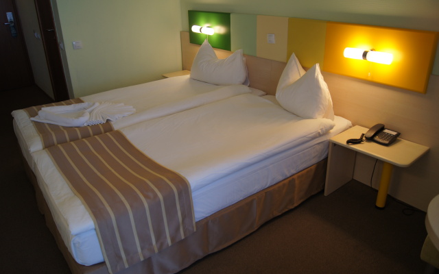 TOP CountryLine ZENITH Hotel Conference and Spa Mamaia Resort