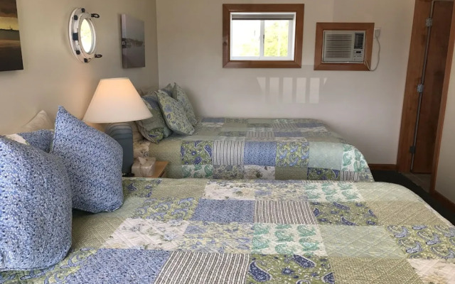 Top Mast Resort