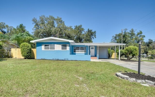 Vibrant Deland House Near Stetson University!