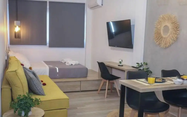 New Studio 3 Downtown Thessaloniki-fully Equipped