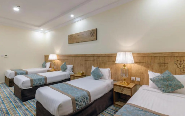Snood Al Dana Hotel