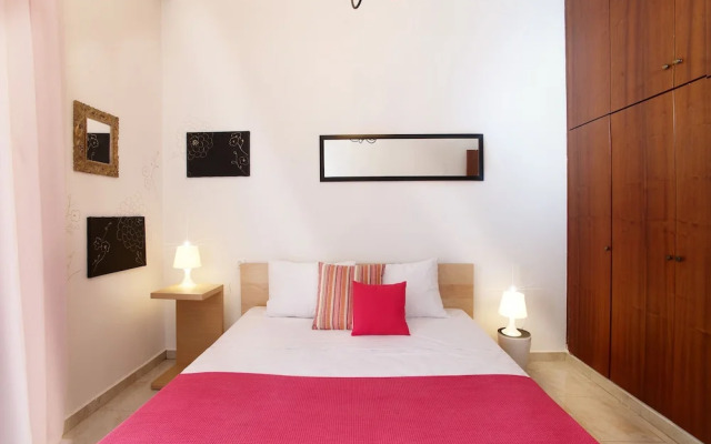 Dream City Apartment near Beach & Venetian Port