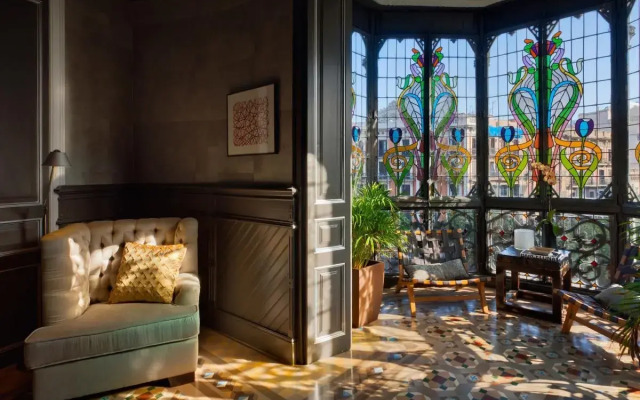 Barcelona - 2 Bedroom Apartment, Fireplace, Stained Glass Window - Hoa 42130