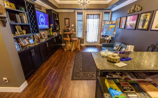 Brookside Inn Boutique Hotel