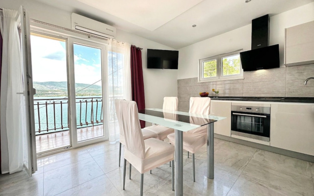 Apartments Vini