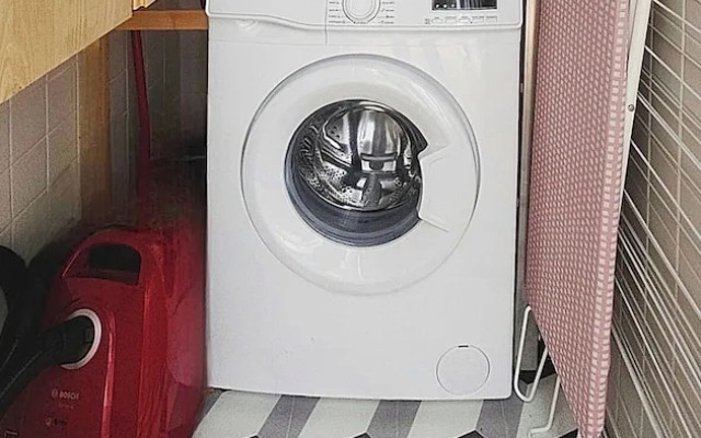 Frs002 Floresold Town: Elegant Studio W/ Patio