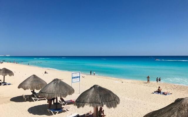 Brisas Apartment Cancun