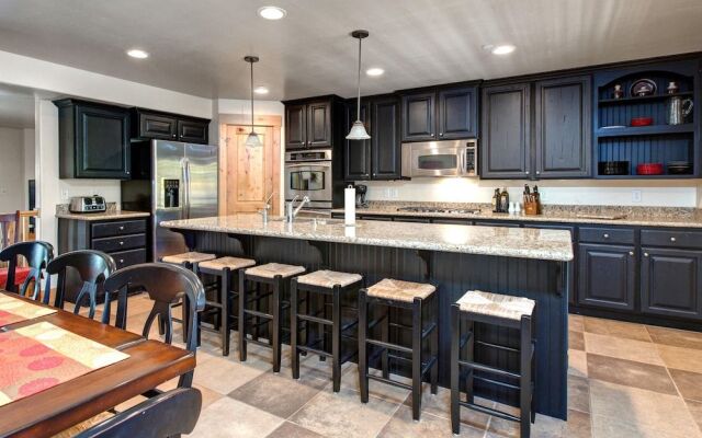 5541 Slalom Way Townhome by RedAwning