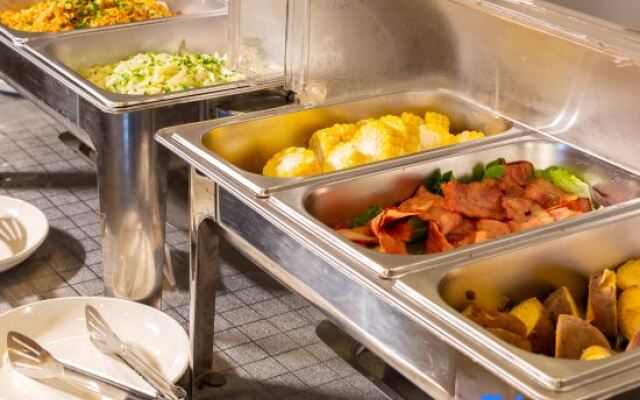 Red Roof Boutique Hotel