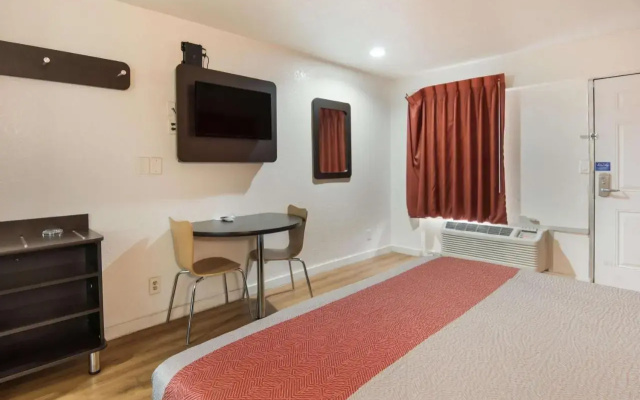 Quality Inn South