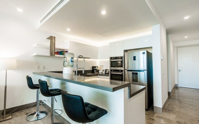 Contemporary Design Oceana 422 Playa del Carmen Condo by RedAwning