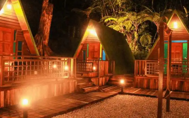 Rustcamps Glamping Resorts