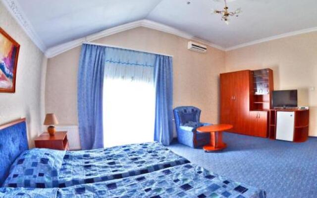 Afina Hotel