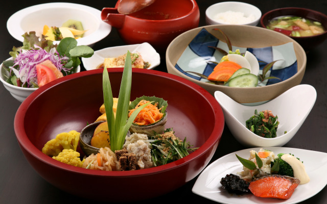 Yufuin Nihon No Ashitaba