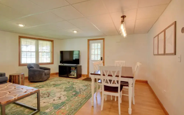Walk to Lake Winnisquam Access: Cozy Retreat