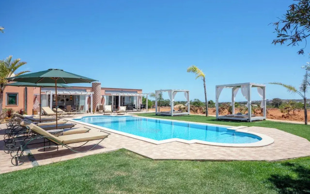 Al Karob Yoga Boutique Hotel