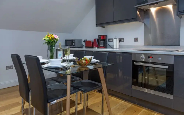 Boutique Tower Bridge Apartment