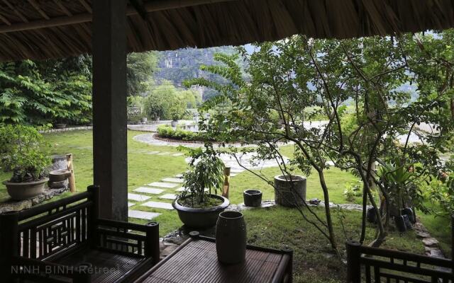 Trang An Mountain House