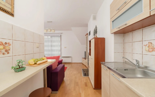Studio Boruty-spiechowicza by Renters