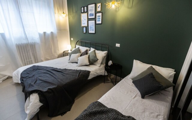 Home Hotel - Paruta 65