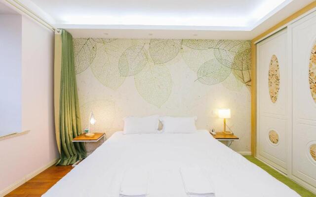 D1 Disney Blue Guest House