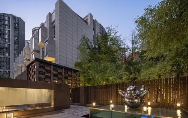 YU Hotel