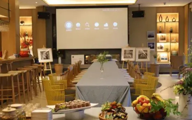 Renli Xinbo Mogan Hot Spring Resort