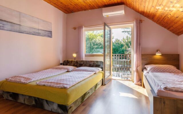 House Violetta Balatonkenese