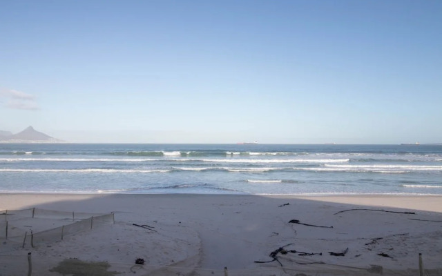 Atlantic Terraces 16 by CTHA