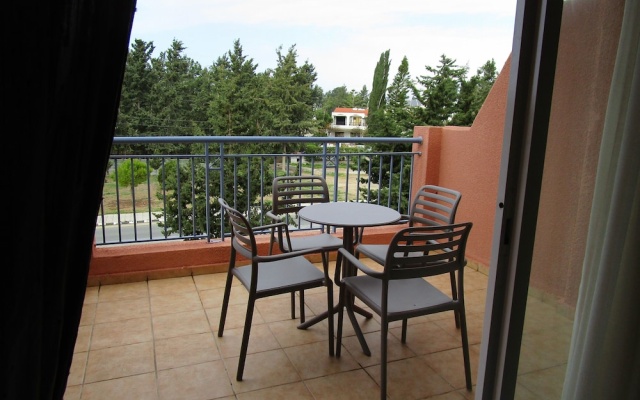 Resitour - Limnaria Gardens