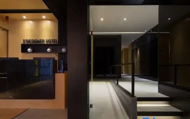 Sfeel Designer Hotel (Chengdu Jiuyan Bridge Shop)