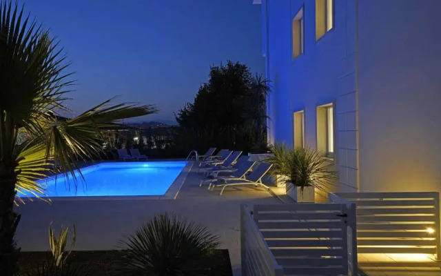 Villa Bianca Luxury Apartments
