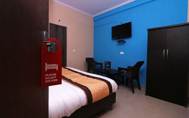 OYO 18625 Prem Hotel