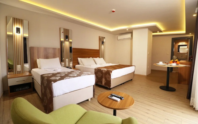 Almircan Hotel