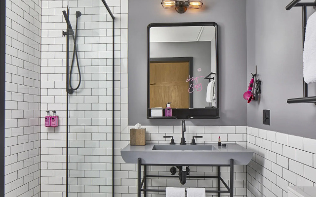 Moxy Minneapolis Downtown