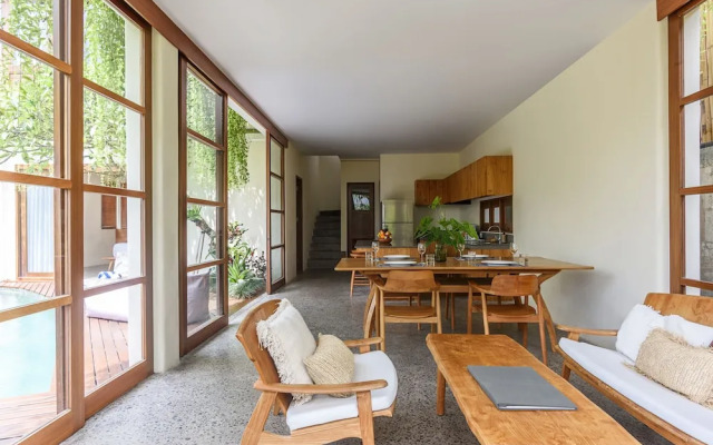 Anandathu Villas