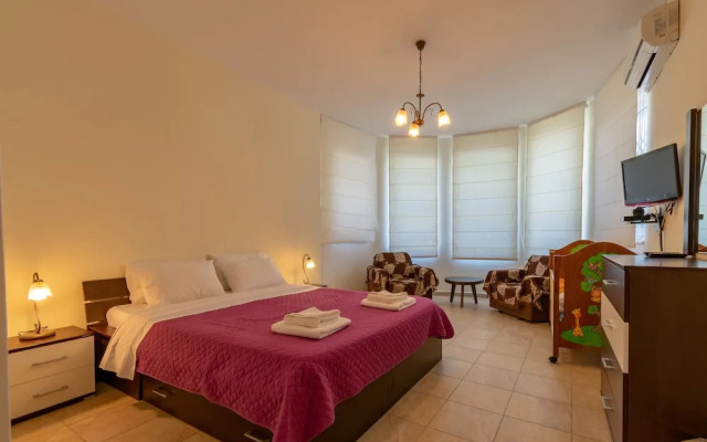 Villa Rosa 2 , Dassia , Corfu