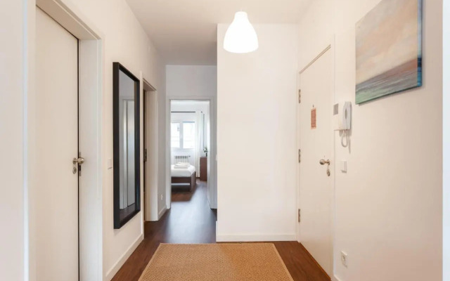 FLH Expo Modern Flat with Balcony