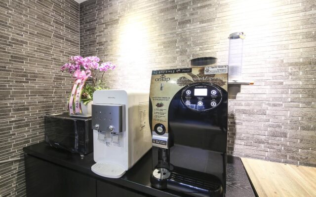 Idea Hotel