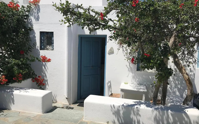 Andriani's Guest House