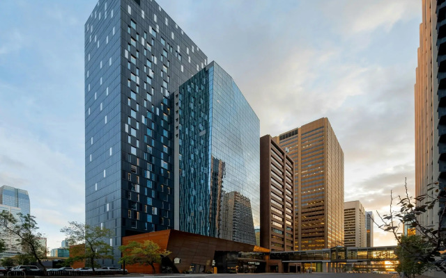 The Dorian, Autograph Collection