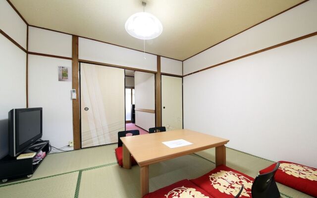 EX Two-story old private house Matsubara