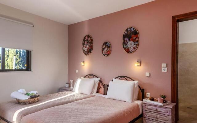 Jo Marinis Rooms