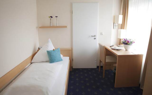 Hotel Oelen & Holgers Brasserie und Lounge