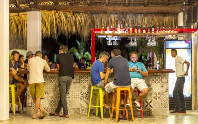 Las Dunas Surf Resort - Hostel